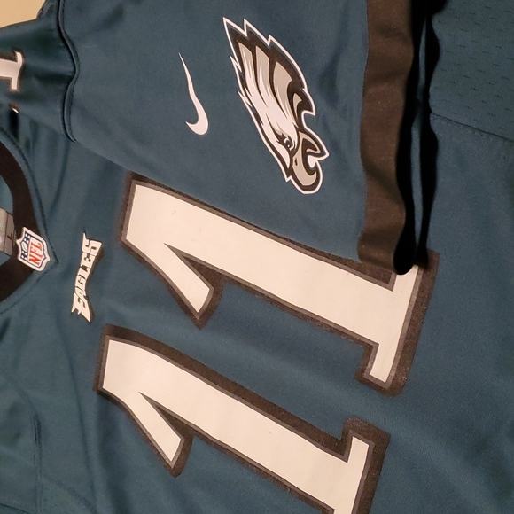 Philadelphia Eagles Wentz Jersey - Picture 5 of 11